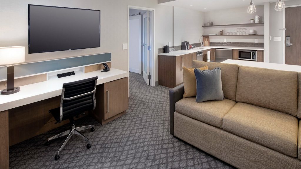 seavt-suite-0043-hor-wide